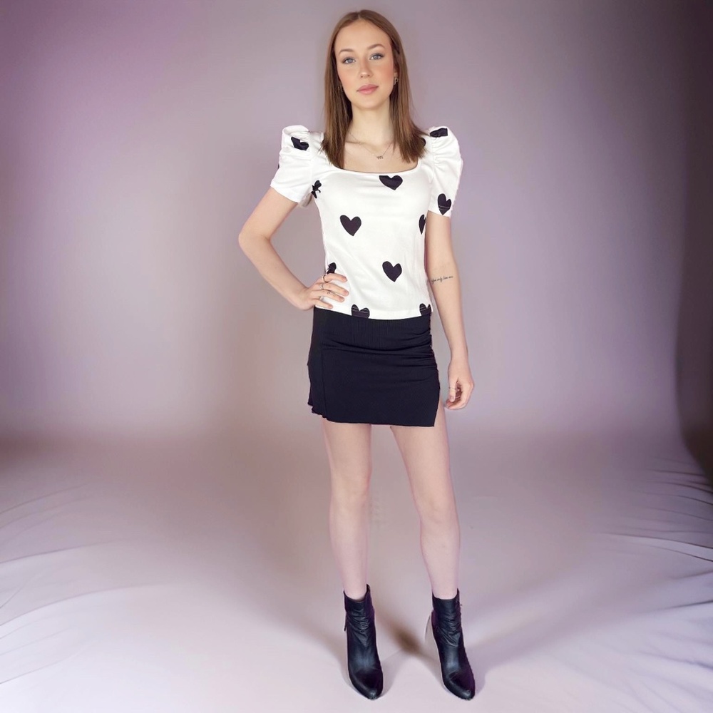 NEW Heart print top white shirts white tops Blackhearts cute ruffle sleeves